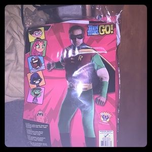 Robin Costume NEVER WORN